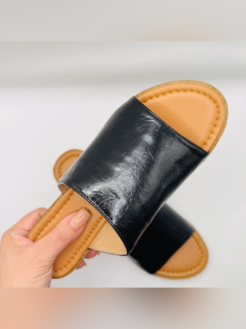 NWT Black Leather Open-Toe Slide Mule - Sleek Everyday Comfort - Size 9